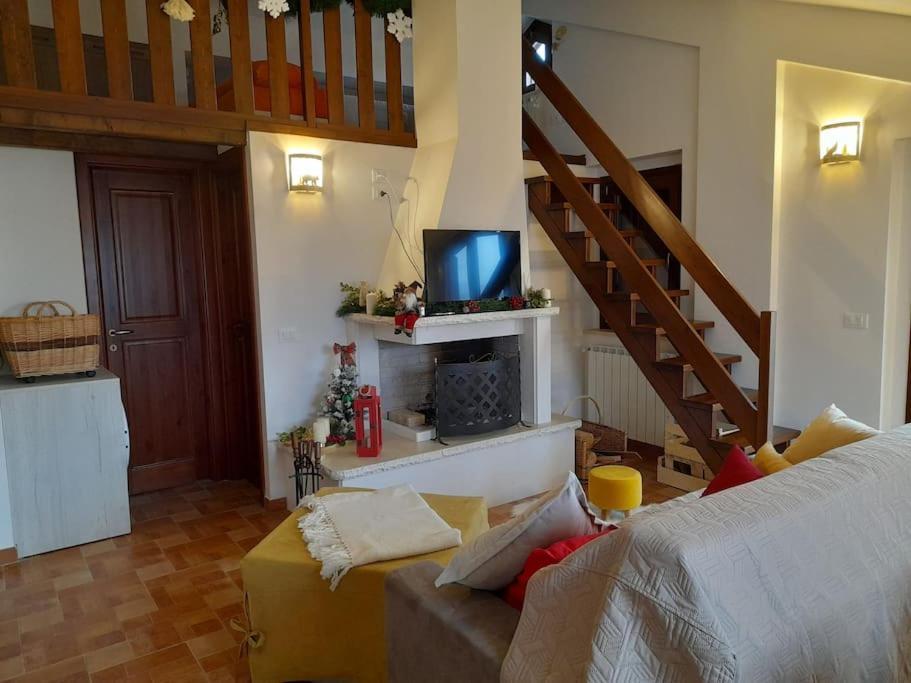 Ferienwohnung Il Nido Castel Di Sangro Exterior foto